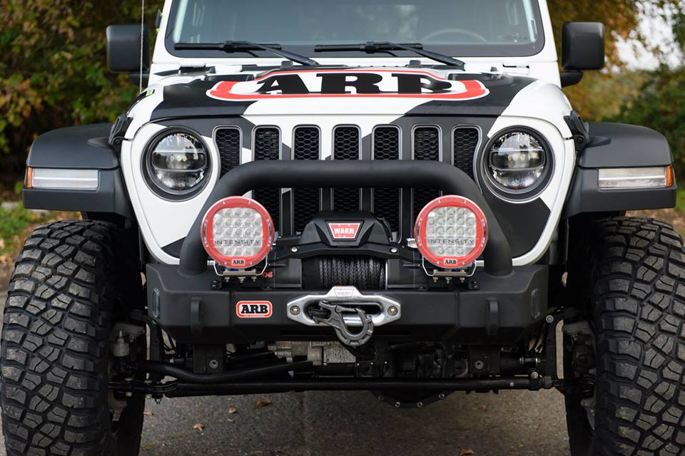 อุปกรณ์เสริม ARB ใหม่สำหรับ jeep wrangler
ARB Rear BumperSafari SnorkelOld Man EMU Suspension KitARB Roof Rack
