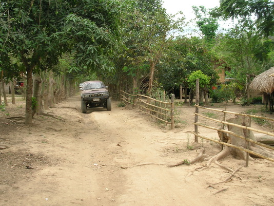 ทางในหมู่บ้าน