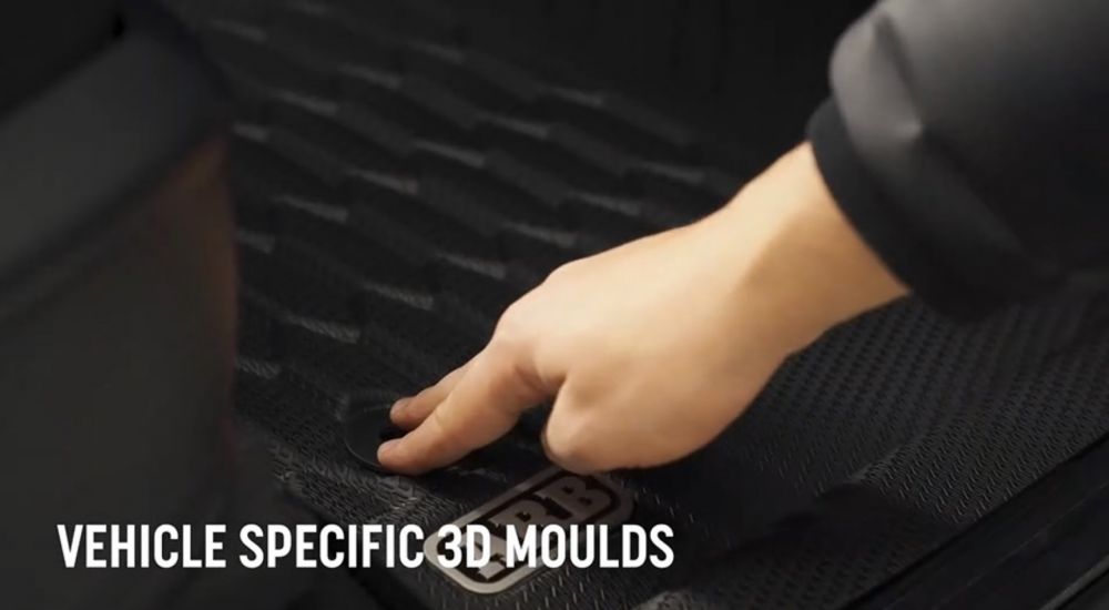 ARB Floor Mats - ดักจับ และเก็บเศษฝุ่น สิ่งสกปรก - กันน้ำ 100% ทำความสะอาดง่าย- ดีไซด์ด้วยแม่พิมพ์ 3D รุ่นต่อรุ่น- วัสดุ Thermoplastic Elastomer ไม่ทำให้เกิดกลิ่นที่ไม่พึงประสงค์- ยึดติดกับคลิปหนีบ OEM ได้พอดี
