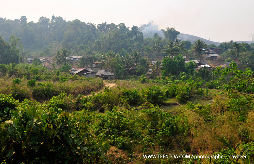 23-24 มีนาคม 2556 การสำรวจเส้นทาง หมู่บ้านห้วยกระทิง อ.แม่ระมาด จ.ตากบ้านห้วยกระทิง ครับโดยปกติแล้วจะเข้าไปได้เฉพาะหน้าแล้ง ต้นฝน หรือหลังฝนต้นหนาวไปเลยครับเส้นทางค่อนข้างจะลำบากมาก

