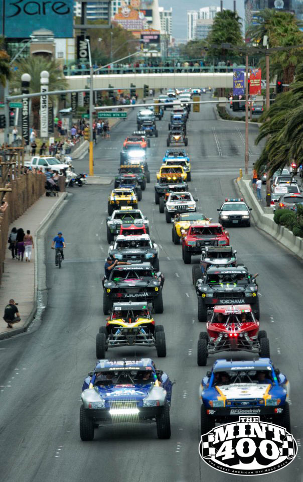 ปี 2013 / 4WheelParts #Mint400 Vehicle Parade

