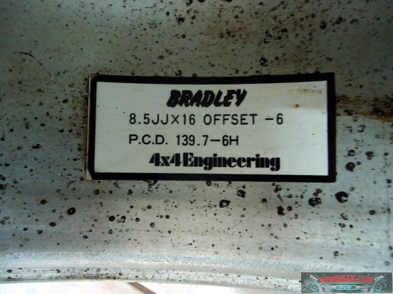 ขายล้อbradley ix 16ดว้าง8.5ออฟ-6สภาพเทพไม่เคยทำสีครับ