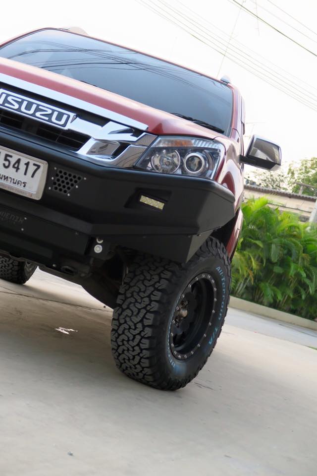 New Hybrid Bumper for Isuzu Vcross 2015-2012Available now !
