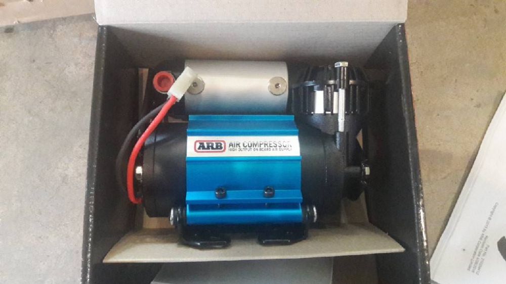 - ARB Air pump (รหัส CKMA12) 12VDC (ตัวใหญ่) ราคา 8,800 บาท
