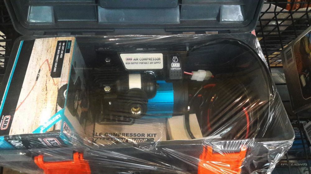 - ARB Air pump (รหัส CKMA12) 12VDC (ตัวใหญ่) ราคา 8,800 บาท
