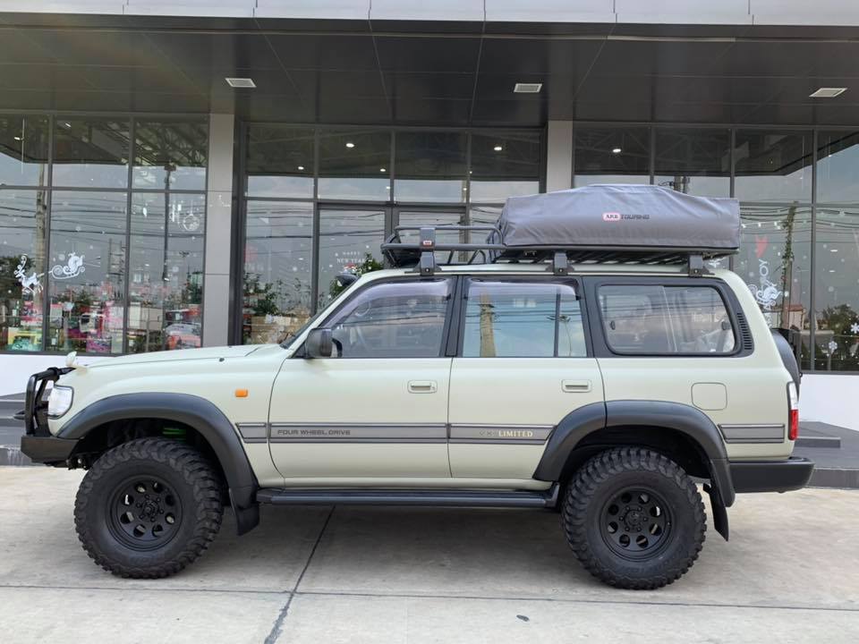 VX 80 กับชุดแต่ง ARB ครับ - ARB Deluxe Bar - Touring Rack- Simpson Tent III- Safari Snorkel
