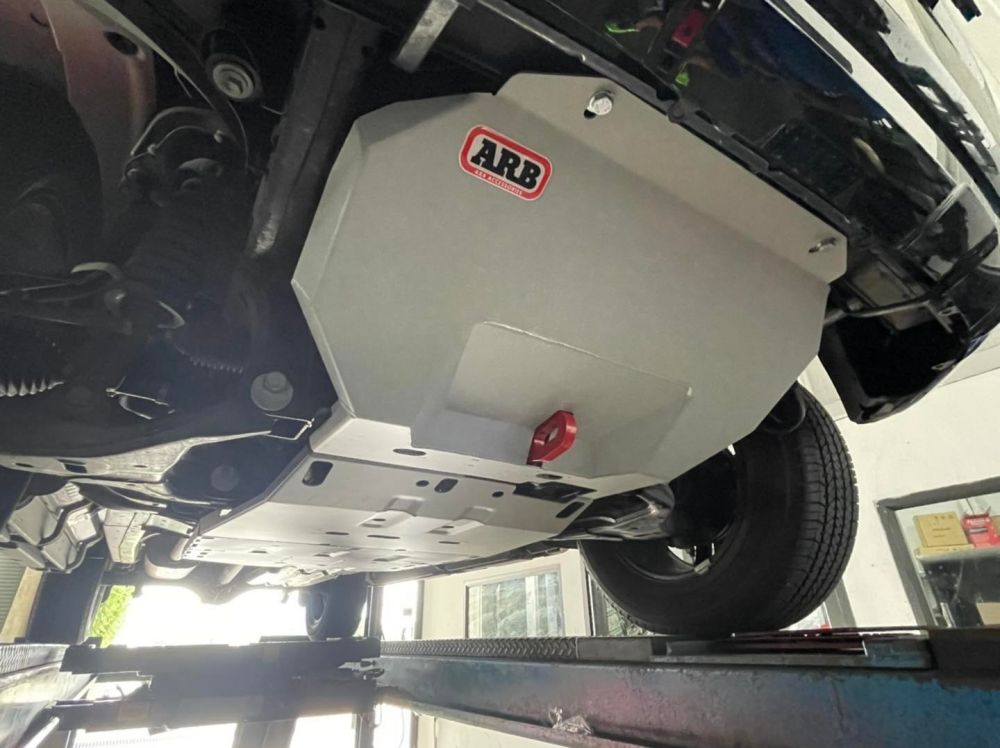 มั่นใจเลือกใช้ ARB Under Vehicle Protection
ชุดแผ่นกันกระแทกใต้ท้องรถ ปกป้องใต้ท้องรถทุกการใช้งาน
