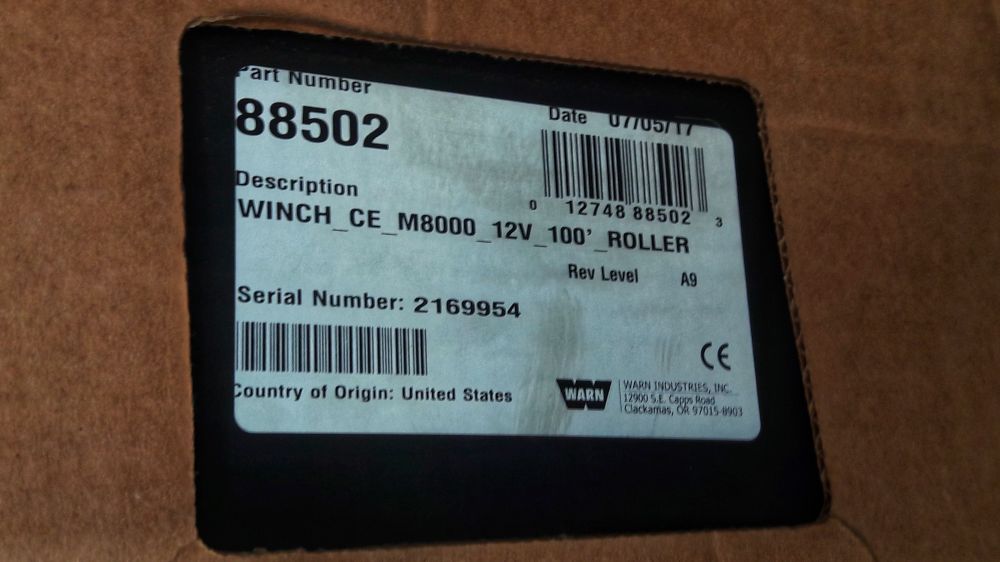 ส่ง WARN M8000 (PN-88502) 12V ราคา 28,400 บาท (สลิงลวด 8mm x 30m) ไปเชียงกงหลักสี่
