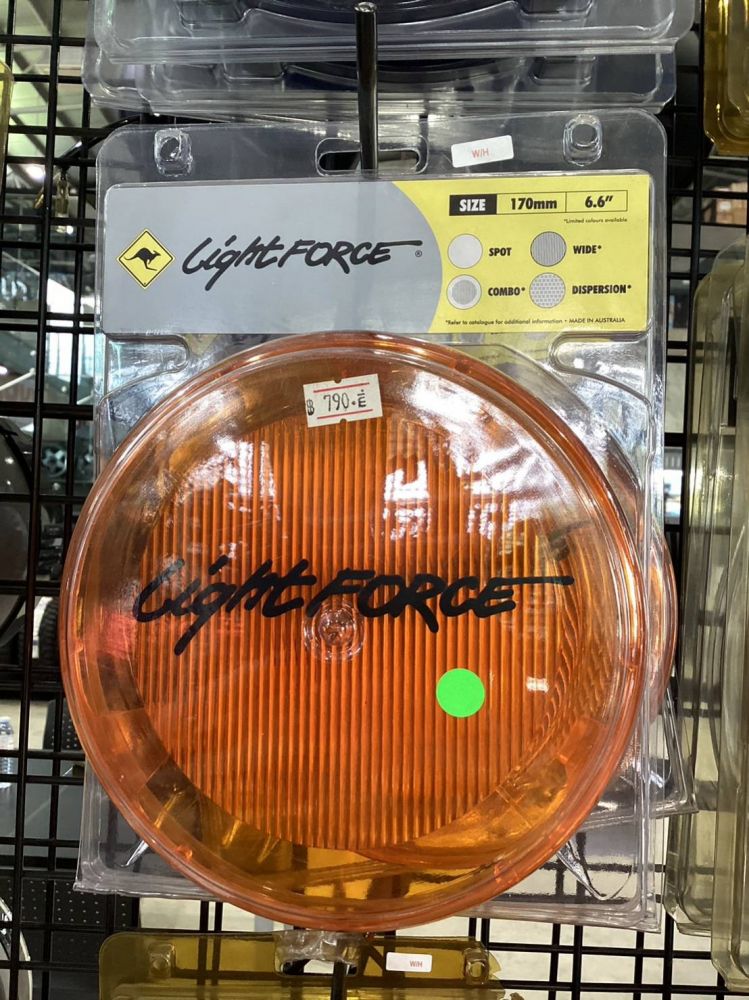 จัดส่งฝาครอบสปอร์ต 170mm Striker Driving Light Filters / Combo (สีส้ม) 2 อันไปอ. บางบ่อ จ.สมุทรปราการ ขอบคุณลูกค้ามากครับ #LightForce #teentoashop
