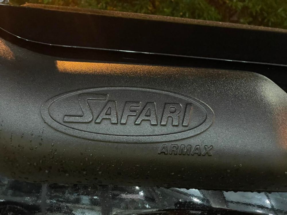 #Safari Armax Snorkelสำหรับ - Ford Everest ปี 2015-2021 เครื่องยนต์ 2.2 ,3.2 และ 2.0 Bi-Turbo- Ford Ranger ปี 2019-2021 เครื่องยนต์ 2.0 Bi-Turbo ขนาดใหญ่กว่ารุ่นปกติ เพื่อการดูดอากาศที่ดีกว่าปกติ มีเฉพาะรถบางรุ่น
