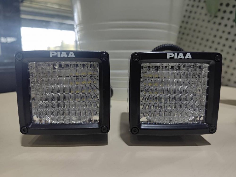 PIAA RF SERIES LED LIGHT KIT- ขนาด 3” - FLOOD BEAM - 6000  KELVIN- 17 WATTS
