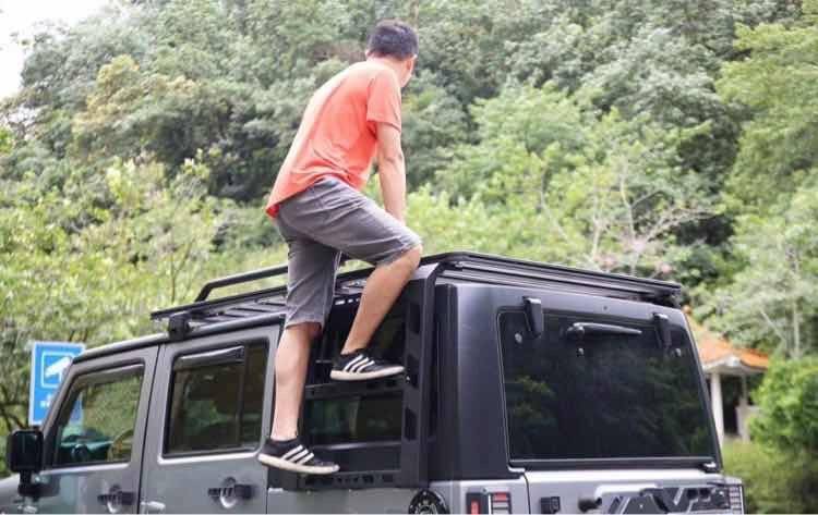 จัดส่งแร็คอลูมิเนียม + ขาจับบันไดข้างเหล็ก jeep wrangler ไปอ.บางบัวทอง จ.นนทบุรี ขอบคุณลูกค้ามากครับ #JeepParts #teentoashop
