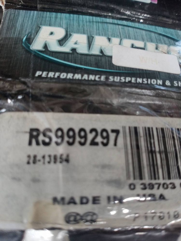 จัดส่งบุชโช๊คหลัง RANCHO RS9000XL รหัส 999297 ใส่รถไทยเกอร์ไป อ.เมือง จ.เชียงราย ขอบคุณลูกค้ามากครับ #rancho #teentoashop
