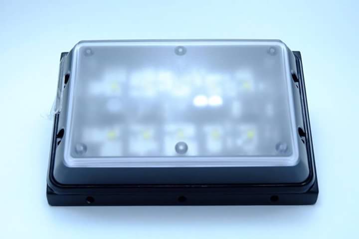 Pro light thailand เสนอ ไฟส่องสว่าง รุ่น BXLED 10 พร้อมโครง ใช้ไฟ 10-30V ได้ไม่ต้องแปลง CREE LED IP67 15.4 watt 
ราคา 6,xxx บาท /ชุด
