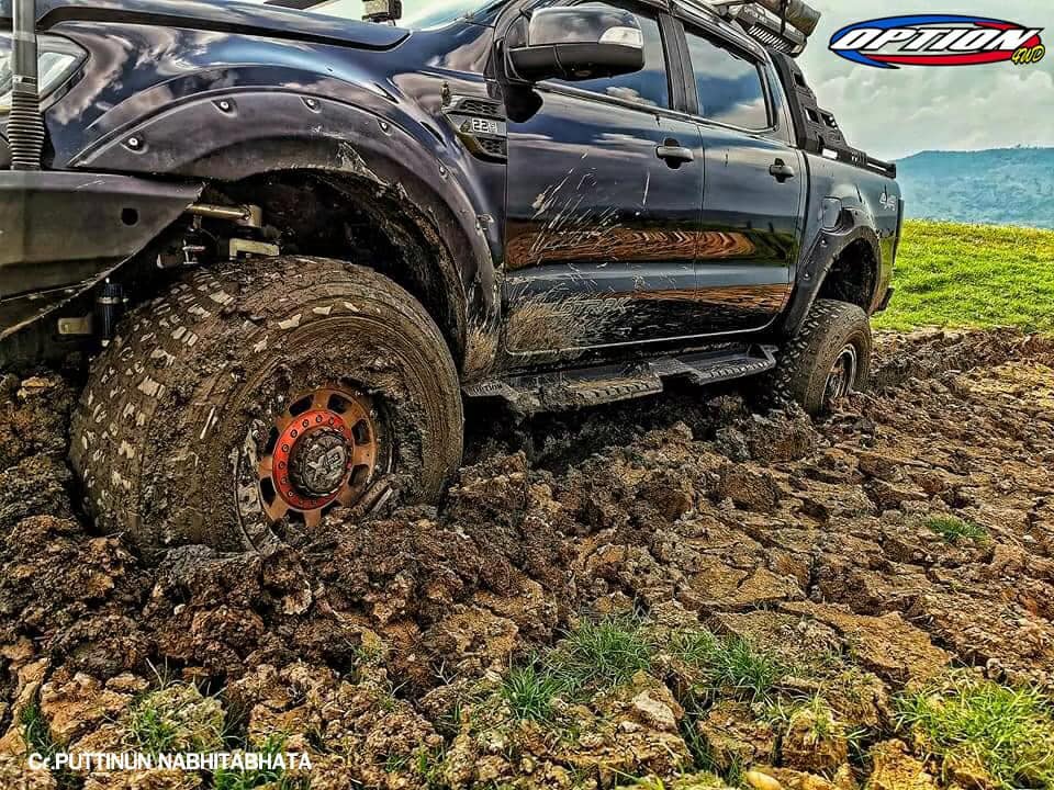สุขแต่ละคนไม่เหมือนกัน สำหรับเราคงมาในรูปแบบของการเข้าป่า#แนวแต่งFord #FordRanger- กันชนหน้า Ford Ranger V.1- บันไดข้าง V.2- กันชนท้าย Ford Sporty ▪️สายลุยต้องจัดแล้ว เดี๋ยวตามเพื่อนไม่ทัน !!
