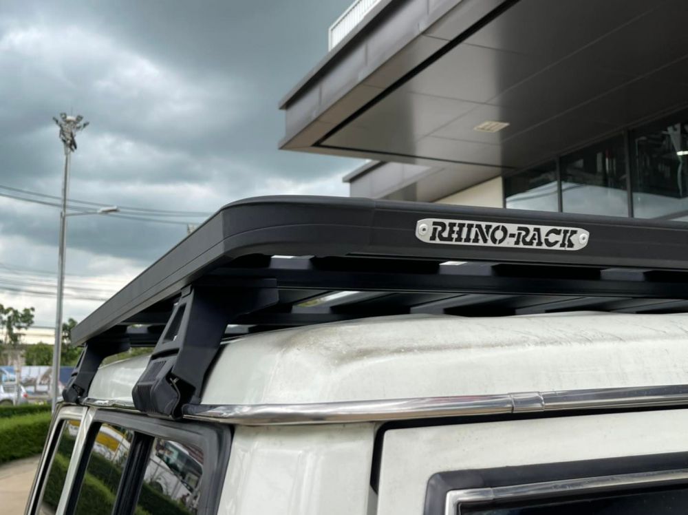 #Rhinorack Land Cruiser 71 ชุดตะแกรง Pioneer Platform และขาจับรางน้ำ ลงตัว สวยงาม พอดีตัวรถครับ
