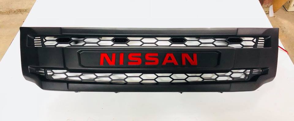รีวิวจริงจากลูกค้า !!!!- ใส่แล้วเท่ไม่เหมือนใคร- ใส่ก่อนเท่ก่อน- คันอื่นมองเหลียวหลัง

กระจังหน้า Nissan Navara Np300 ทรง S1Front grill Nissan Navara Np300 S1 design
- ผลิตจากพลาสติก ABS คุณภาพดี- โลโก้เลือกสีได้สามสี แดง ดำ ขาว- LED มีให้เลือก 2 สี ขาว เหลือง- ติดตั้งง่ายแทนกระจังเก่าได้เลย- สินค้าผลิตในประเทศไทย
ราคาพิเศษ ด่วนของมีจำนวนจำกัด !!!ตัวละ 3000 บาท ส่ง EMS 200 บาทเท่านั้น

