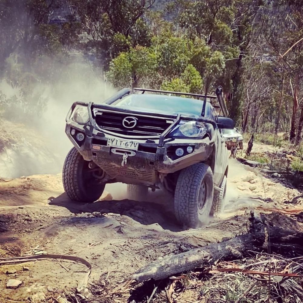 #PIAKOFFROADFORBT50รถ MAZDA BT50 (2011 On)PIAK ELITE 3 LOOP BAR[Built-in Underbody Protection and Recovery Points]
