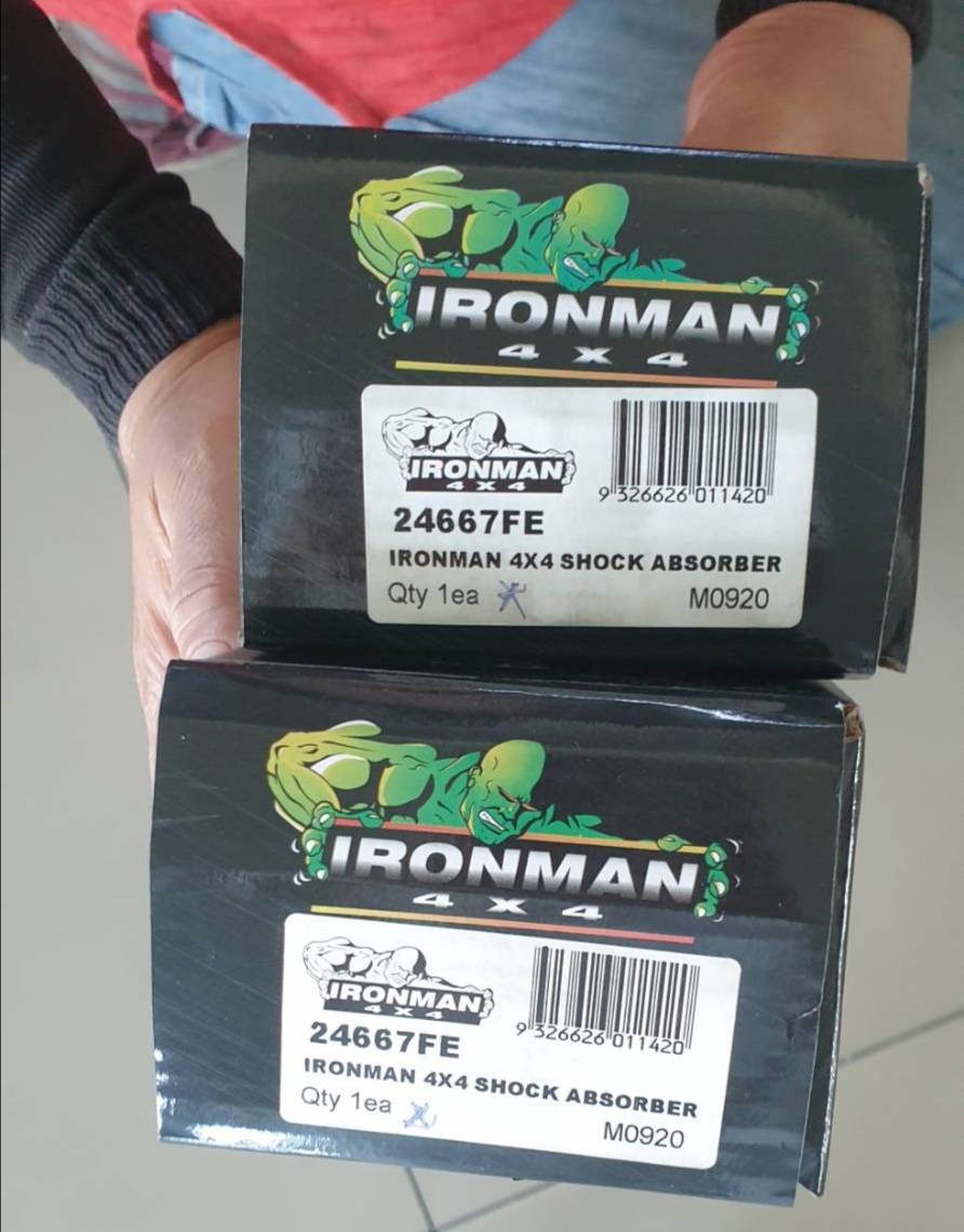 จัดส่งโช๊คอับหน้าไอรอนแมน Foam cell comfort (กระบอกสีขาว) ยาว 10.5 นิ้วแกน 18 มม. รหัส 24667FE ไปอ.บําเหน็จณรงค์ จ.ชัยภูมิ ขอบคุณลูกค้ามากครับ #Ironman4x4 #teentoashop
