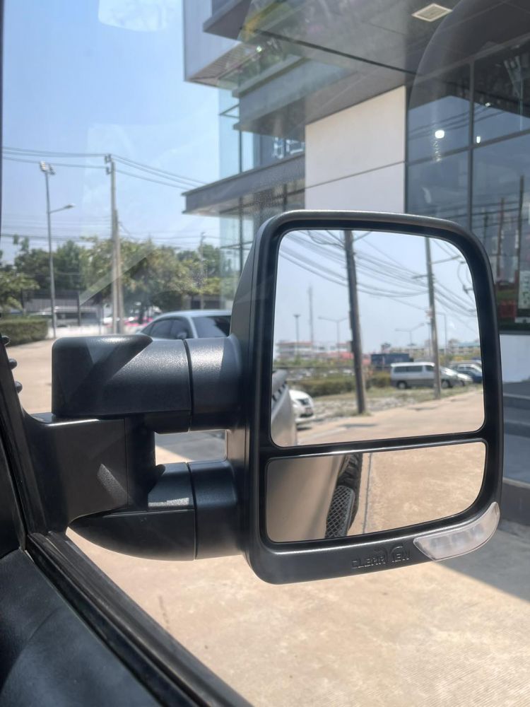 กระจกมองข้าง #Clearview Mirrorสำหรับ Revo หัวเดี่ยวรุ่นนี้กระจกปรับไฟฟ้าได้และมีสายไฟเลี้ยวมาอยู่แล้ว- กระจกบานบนเป็นปรับได้( รถที่มีระบบไฟฟ้าอยู่แล้ว )- กระจกด้านล่างเป็นปรับแมนนวล - การพับกระจกเข้าเป็นแบบแมนนวล- มีระบบไฟเลี้ยว

