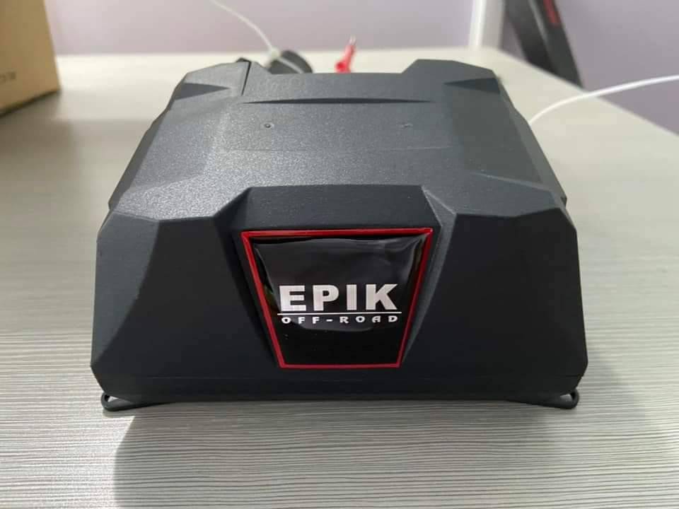 Winch RS (EPIK Off-Road) Dual-speed 230:1 and 115:1 รุ่นใหม่ปรับความเร็วได้ 2 speed : 13000ปอนด์Line pull : 13,000lbMotor : 6.0hpGear ratio : 201.6:1/100.8:1Rope : 10mmx25mWires : 28mm2 cooperController : wired and wireless in oneWater proof : IP67Warranty : 2 years

