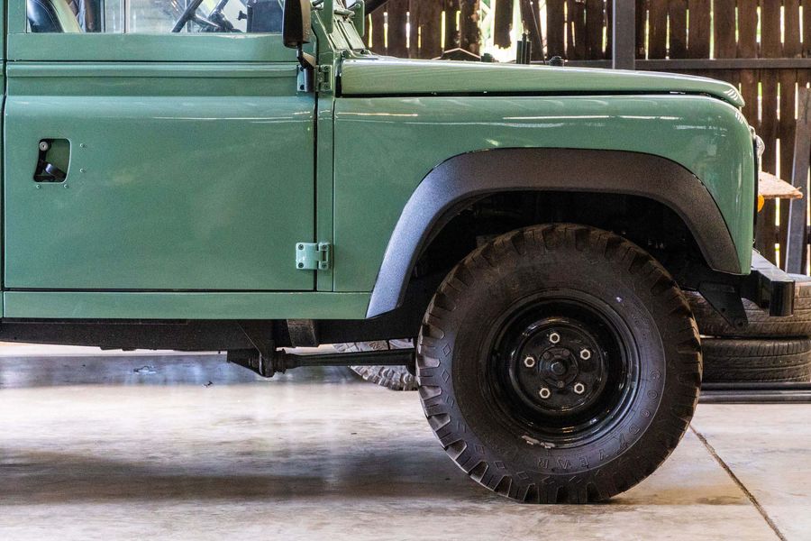 โป่งล้อ Land Rover Series (Overland style) / ราคาชุดละ 6,000 บาท
