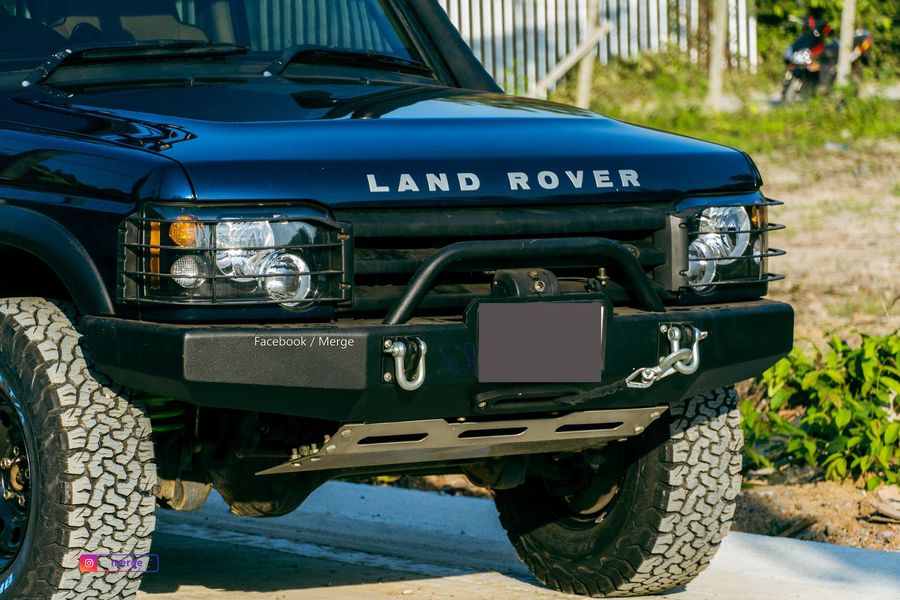 กันชนหน้าเหล็กรุ่นซ่อนวินซ์ สำหรับ Land Rover Discovery 2 // ราคาชุดละ 20500 บาท
